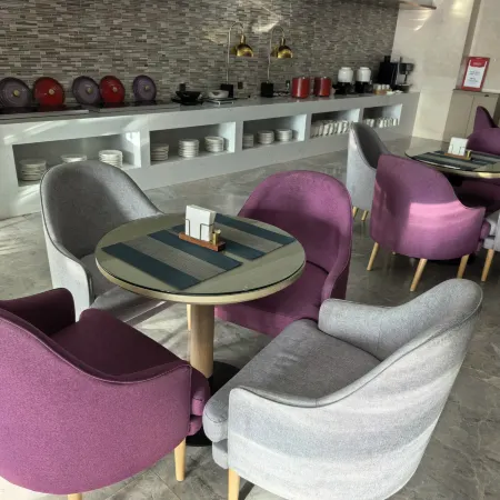 YUNQI HOTEL