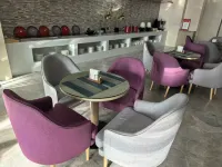 阿勒泰市雲棲飯店（機場迎賓路店）