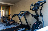 Yun Shi Di Garden Hotel (Yingjiang International Jade City Branch) - Gym