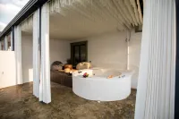 Baoshan Muquan Yisu Homestay (Banqiao Town Qinglong Street) - Pemandian Air Panas