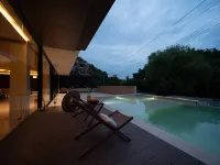 Hear Mountain · MORI Pool & Wabi-Sabi Private Onsen Designer Villa - インフィニティプール