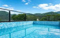 石上裏·溯溪竹海·親子度假美墅（皖南川藏線板橋村店） - piscina