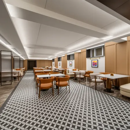 Starway Hotel (Urumqi Hongshan Times Plaza Shopping Center Branch)