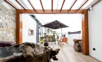 Guchi·Yimu Siwei Homestay (Maoshan Oriental Salt Lake City Branch)