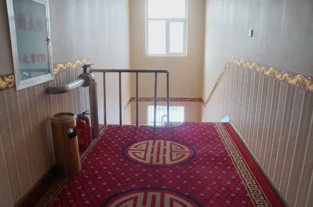 Zhenglanqi Hengxin Hotel Отели рядом с достопримечательностью «Baotou Light Industry Vocational Technical College Zhenglanqi Branch»