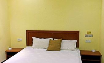 Beijiao Hotel (Funing Yanhuai Road Shop)