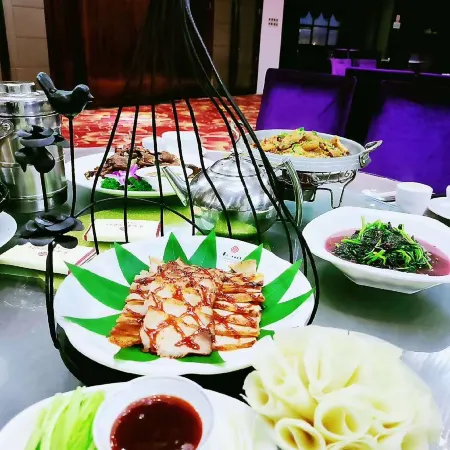 Ningxiang Huatian Holiday Hotel (Dongcheng Bus Station)