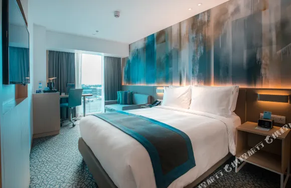 馬尼拉紐波特市智選假日酒店