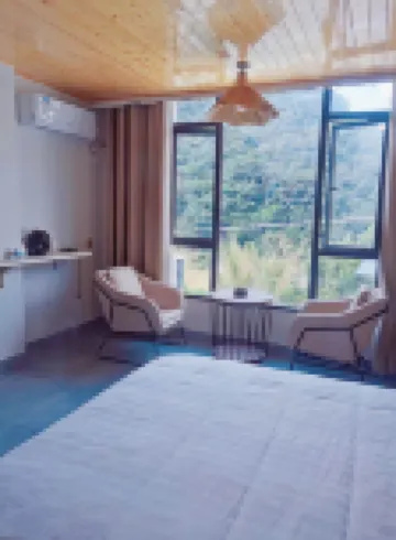 石牛山山裡人民宿