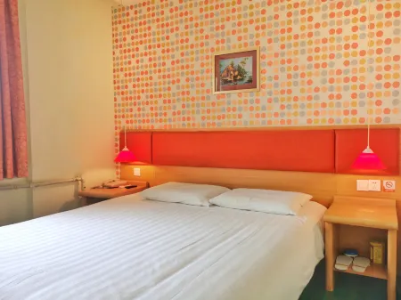 Homeinn Pebble Hotel (Suifenhe Central Square) Отели рядом с достопримечательностью «Suifenhe Center Square»