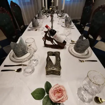 Harbin Sun Castle Resort Hotel (Ice and Snow World Branch on Central Street) Отели рядом с достопримечательностью «Squirrel Island»