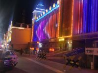 布尔津津品假日酒店