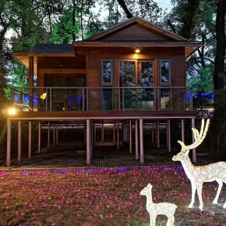 Lakeside Resort