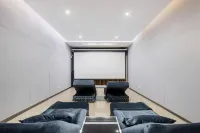 He County Hetai Holiday Hotel