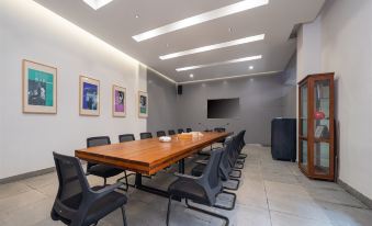 Ninghai Lanting Hot Spring Art Hotel