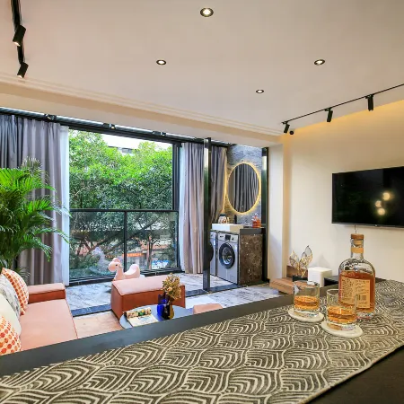 Lemmy Hotel (Guilin Two Rivers & Four Lakes Elephant Trunk Hill Branch)