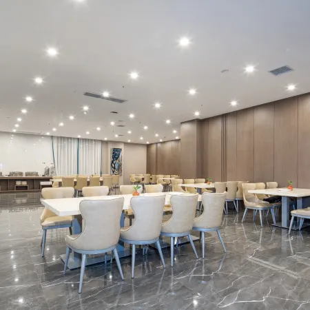 Mengzi Hongxiang Hotel
