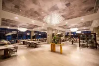 Mercure Dongtai Huanghai Forest Park Hotels in Dongtai