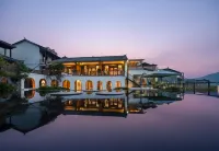Hetang Zhenmei Panoramic Holiday Inn