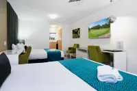 City Golf Club Motel Hotels in Harristown