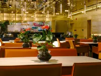 和田金鷹国際ホテル（團結広場） ホータン市のホテル