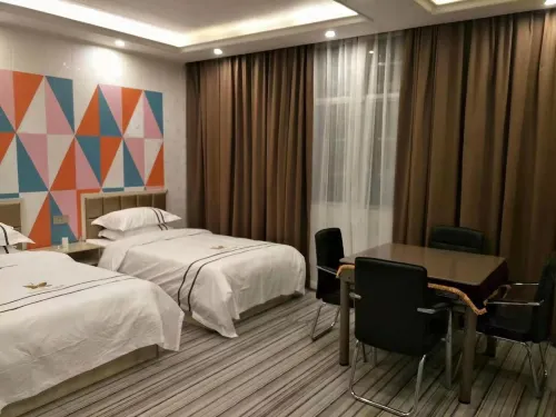 Longshan Junli Hotel