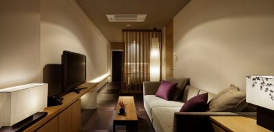 【本　館】庭園側・温泉半露天風呂付・和モダンツインルーム 箱根湯本温泉 吉池旅館の写真