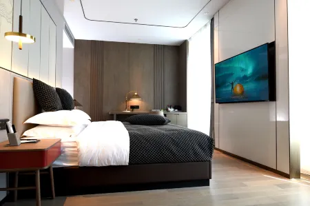 Yatong Lvhai Hotel Отели рядом с достопримечательностью «Xisha Wetland»