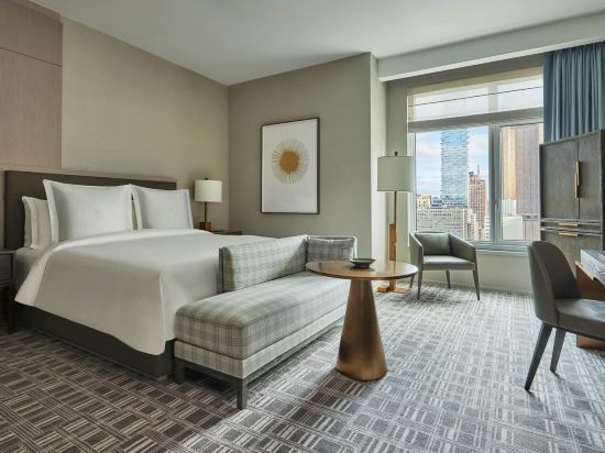 Four Seasons Hotel New York Downtown
