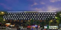 Deyefeng Boutique Hotel (Shenzhen Bao'an Lingzhi Subway Station) Hotel dekat Yangtaishan Forest Park (Fulong Road)