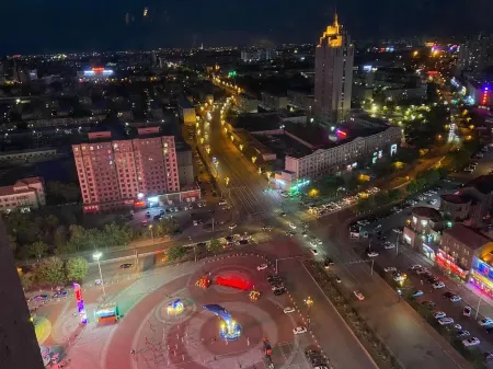 Smart Love Homestay (Ranghulu Wanda) Отели рядом с достопримечательностью «Daqing Normal University»