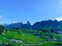 Sanchuan Taoism hotel - Mountain view