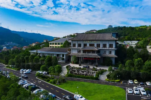Guangyuan Empress Hot Spring Hotel Hotels in Guangyuan