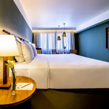 Grand Mercure Rio de Janeiro Copacabana Отели рядом с достопримечательностью «Леблон»