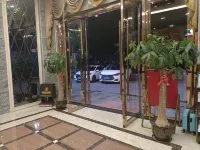 Yangxin Business Hotel