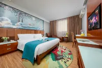 Kaiserdom Hotel (Guangzhou Baiyun Airport) - Dağ Manzaralı