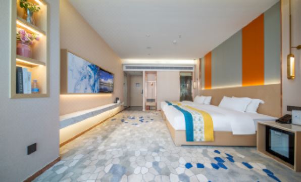 Qianhai Sands Hotel (Shenzhen Xixiang Metro Station)