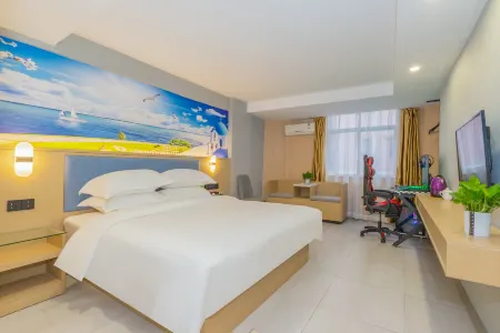 Huishang 168 Hotel (Shenzhen Longgang Longcheng Plaza Dayun subway station store)