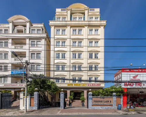 Phong Lan 2 Hotel Hoteles cerca de Distrito 9