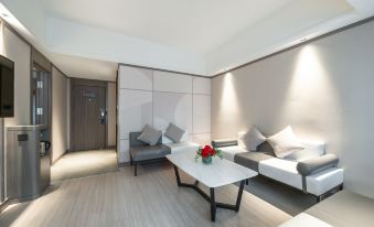 HanTing Hotel (Huizhou Zhongkai Fashion Park)