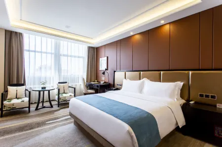 Zhengzhou East Railway Station E-unit  International Hotel