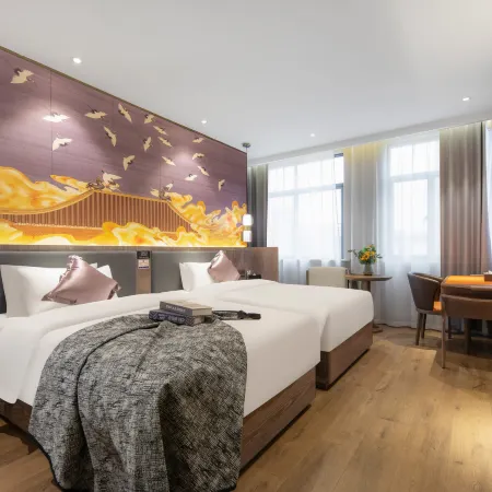 Manya Hotel