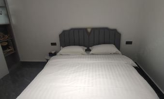 Xingfu Apartment