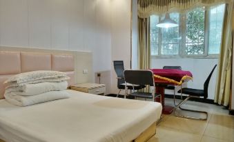 Wuhan Bishui Business Room (Optics Valley Pedestrian Street)