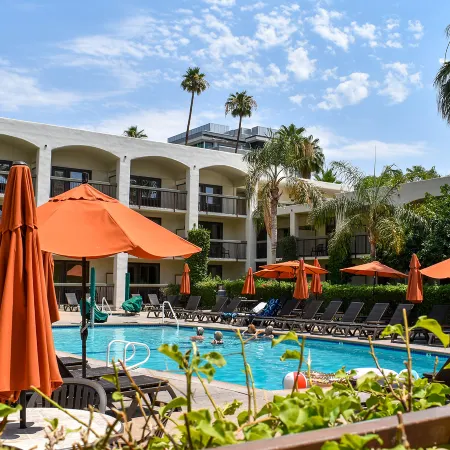 Palm Mountain Resort & Spa
