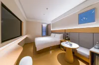 JI Hotel (Xiangyang Hanjiang Road) - balcony