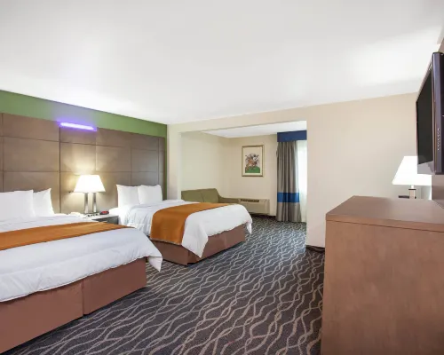 Travelodge Inn & Suites by Wyndham Anaheim on Disneyland Dr Hotels in Anaheim