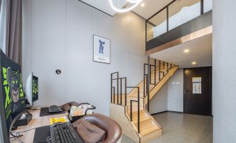 Stupid Bear Esports Hotel