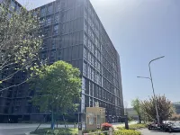 凱漫酒店（西安國際港務區港務大道地鐵站店） 鄰近中西部陸港金融小鎮的酒店