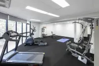 Ramada By Wyndham Diplomat Canberra Hotels in Kingston